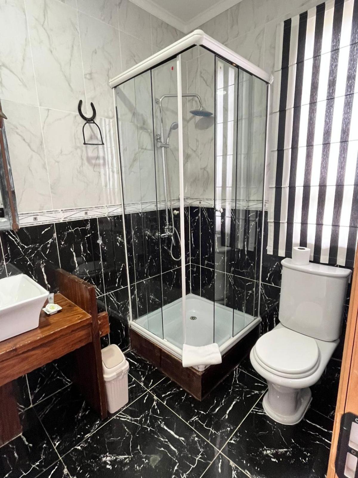 Hotel Estancia El Ovejero Patagonico Cerro Castillo Ngoại thất bức ảnh