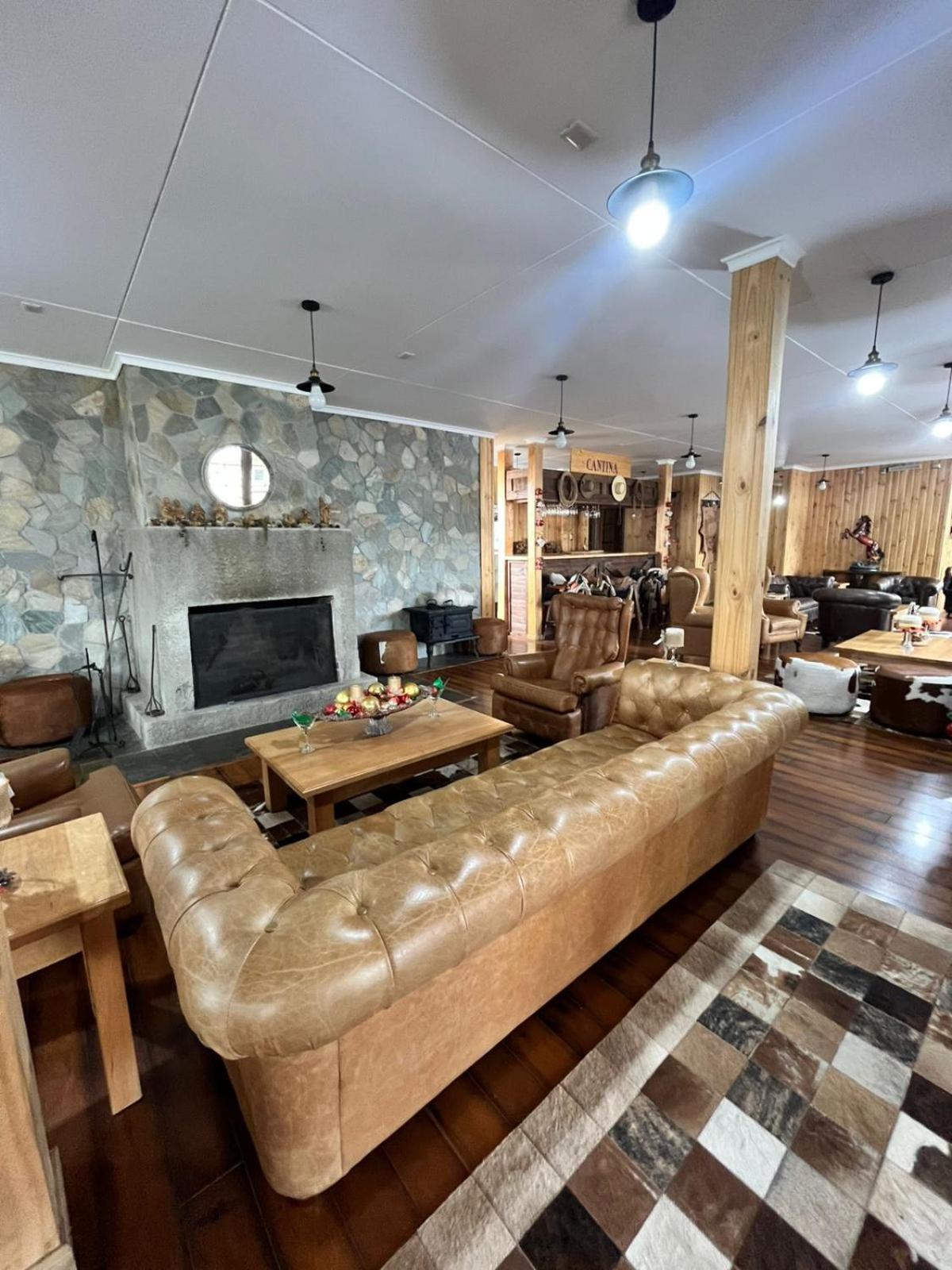 Hotel Estancia El Ovejero Patagonico Cerro Castillo Ngoại thất bức ảnh